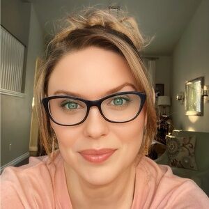 Meet your Posher, Randi